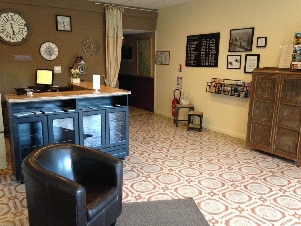 Logis Hotel Le Manoir & Lounge Apt Luaran gambar